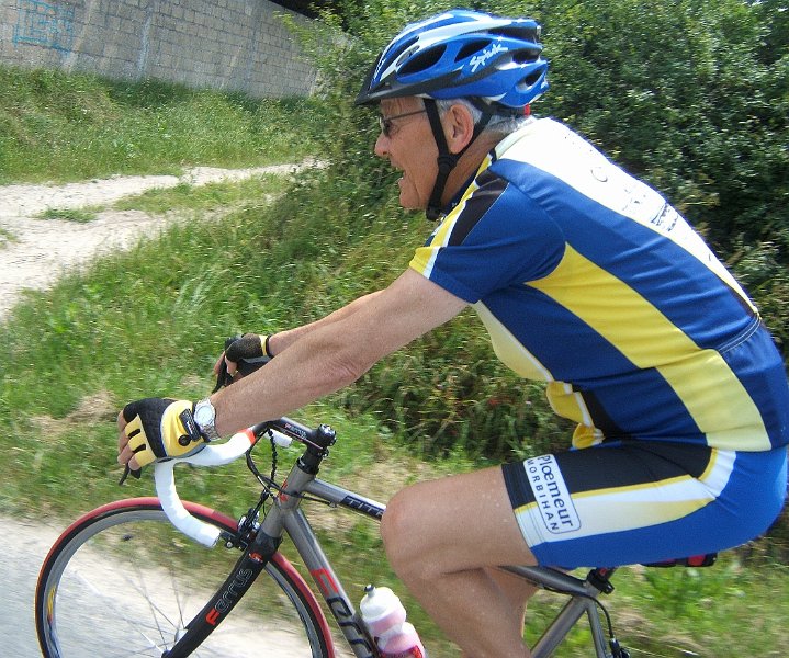 2010-06-12 18 En pleine action Y a un mur devant.JPG